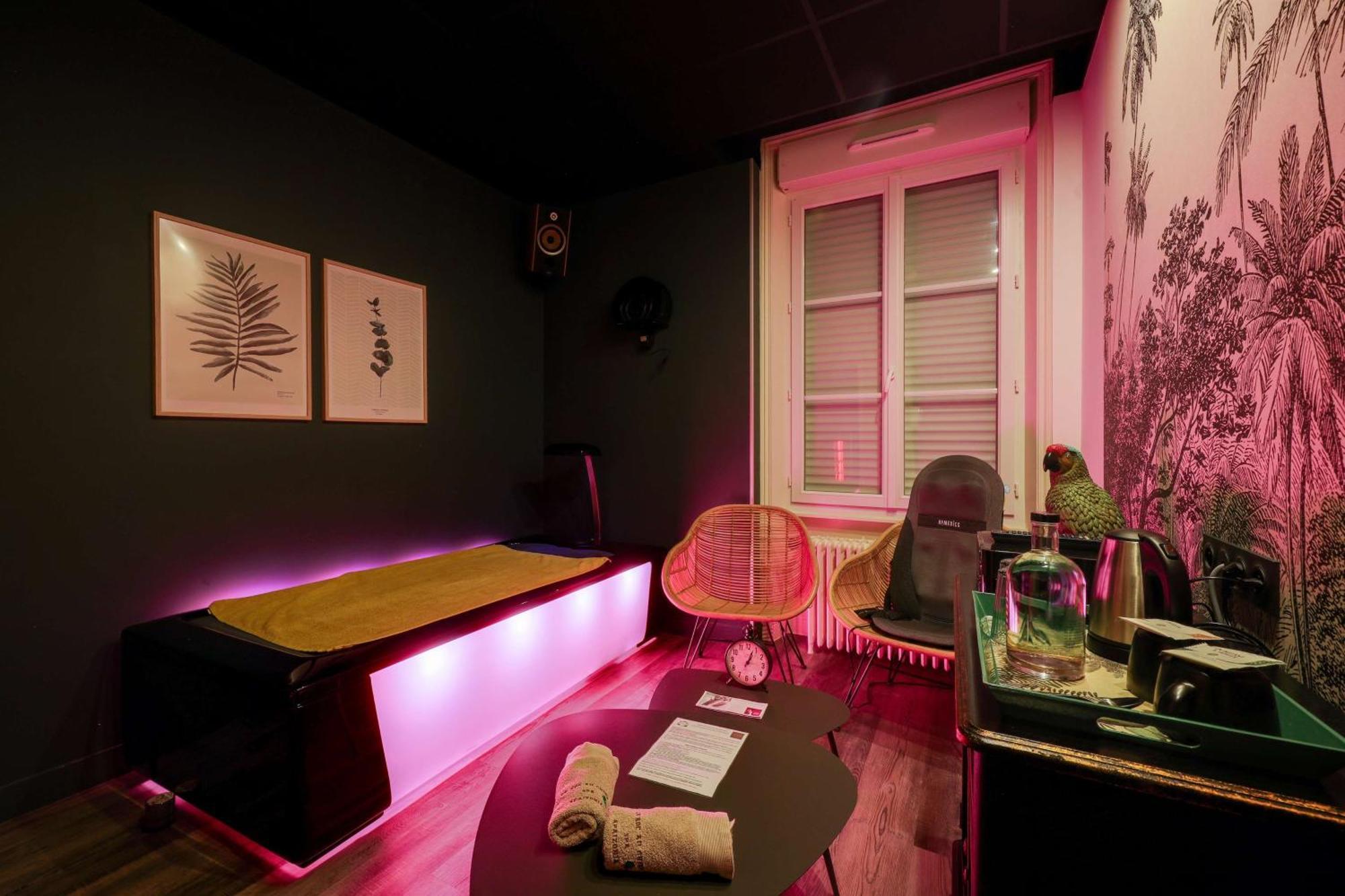 Brit Hotel & Spa Le Roc Au Chien Bagnoles de l'Orne Normandie Екстериор снимка