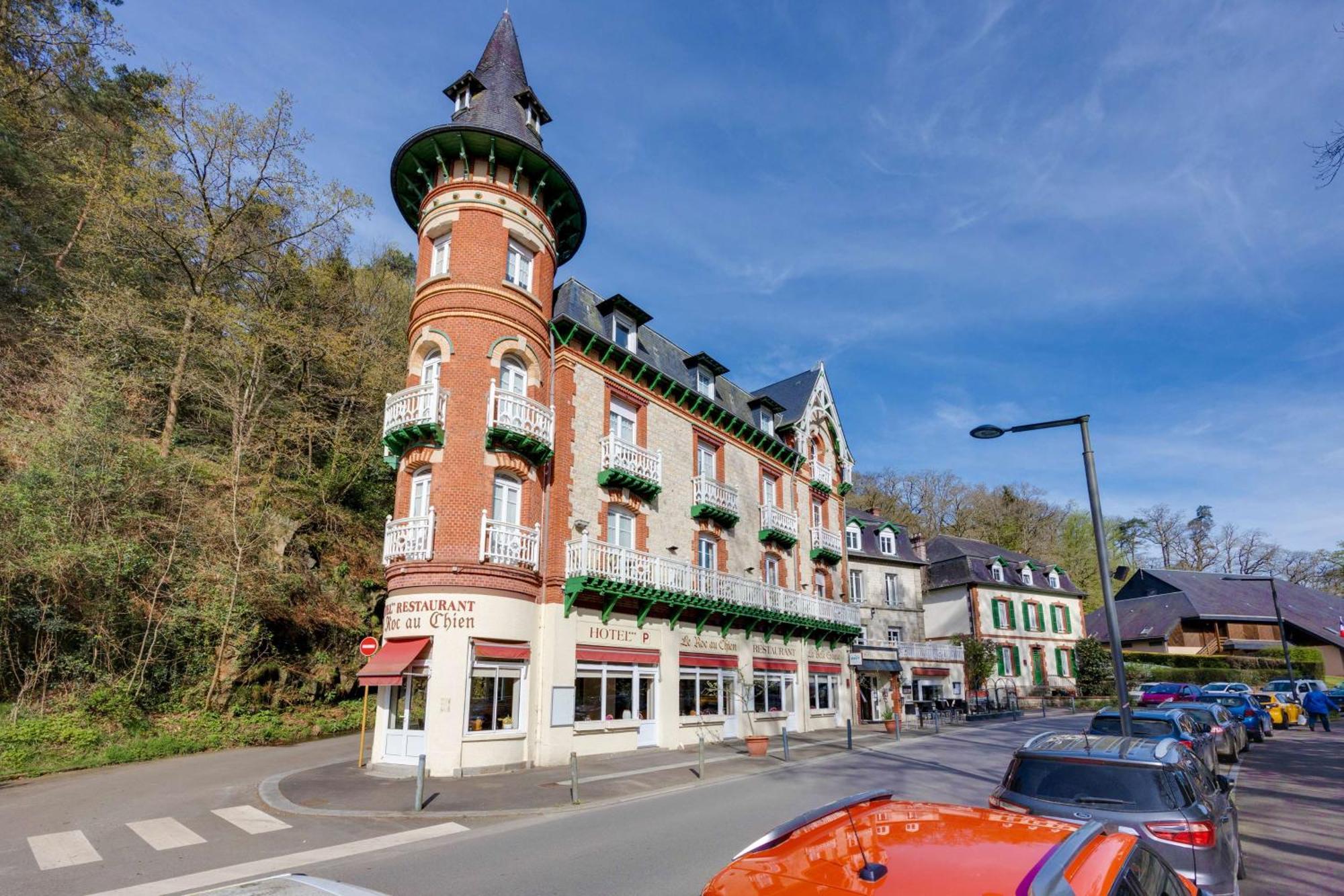 Brit Hotel & Spa Le Roc Au Chien Bagnoles de l'Orne Normandie Екстериор снимка