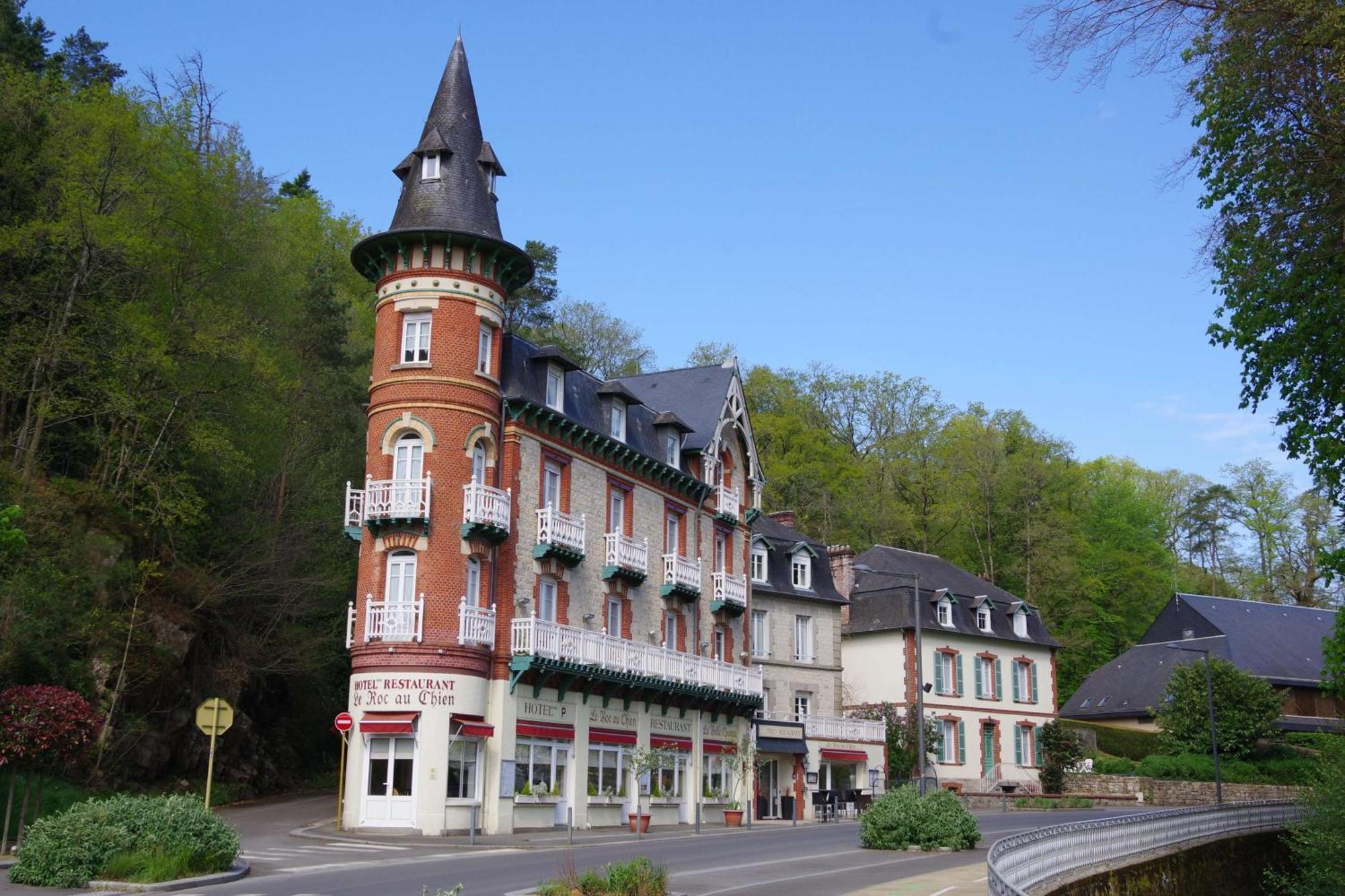 Brit Hotel & Spa Le Roc Au Chien Bagnoles de l'Orne Normandie Екстериор снимка