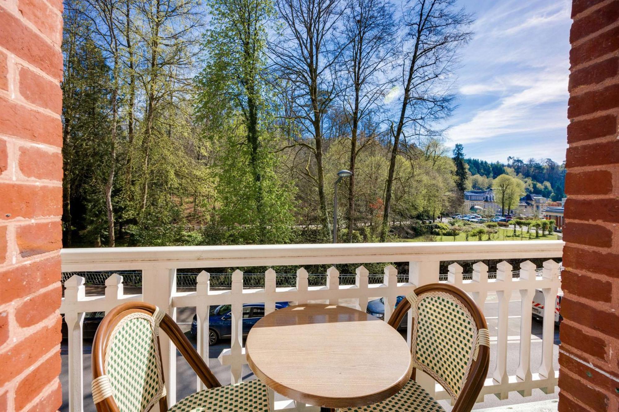 Brit Hotel & Spa Le Roc Au Chien Bagnoles de l'Orne Normandie Екстериор снимка