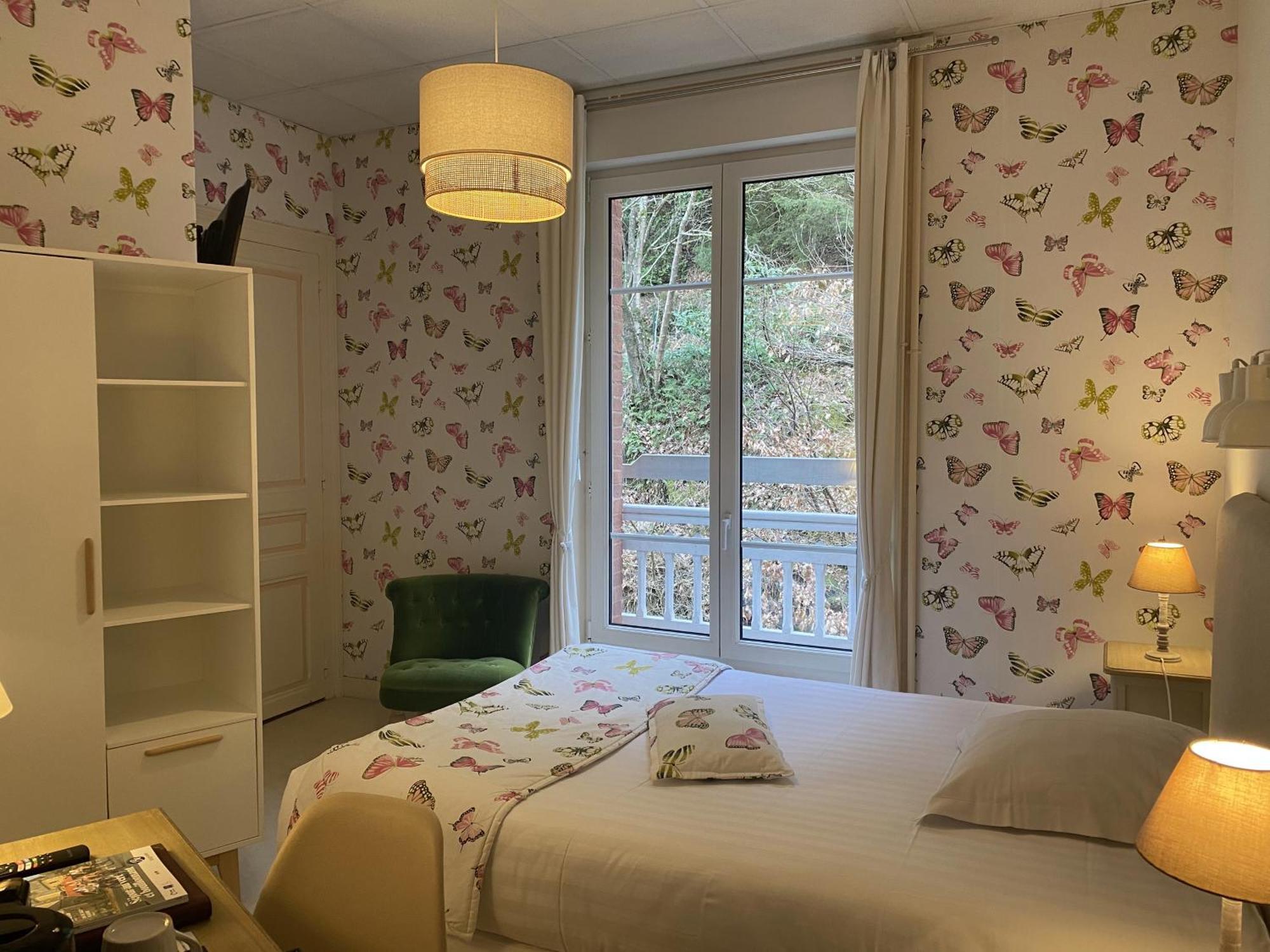 Brit Hotel & Spa Le Roc Au Chien Bagnoles de l'Orne Normandie Екстериор снимка
