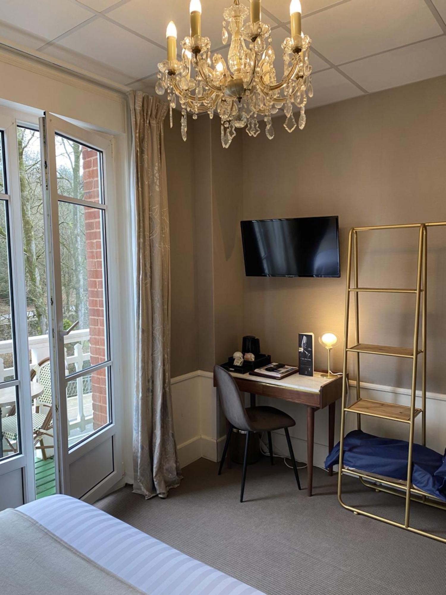 Brit Hotel & Spa Le Roc Au Chien Bagnoles de l'Orne Normandie Екстериор снимка