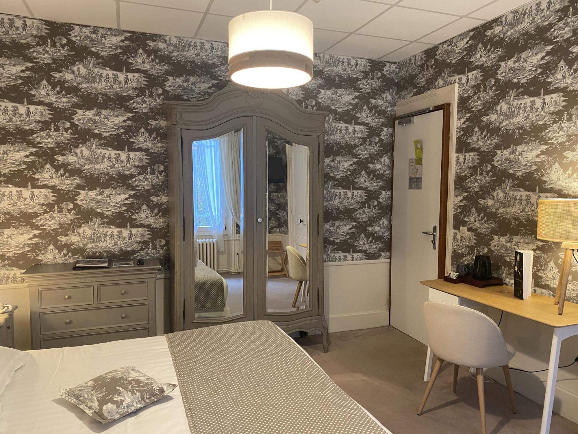 Brit Hotel & Spa Le Roc Au Chien Bagnoles de l'Orne Normandie Екстериор снимка
