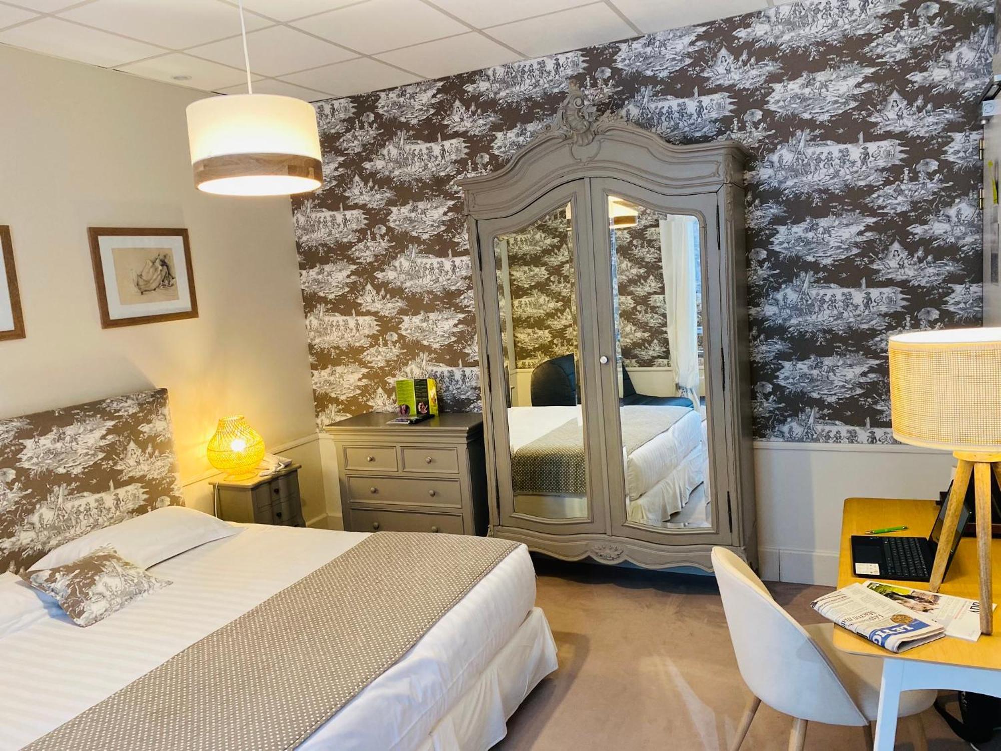 Brit Hotel & Spa Le Roc Au Chien Bagnoles de l'Orne Normandie Екстериор снимка